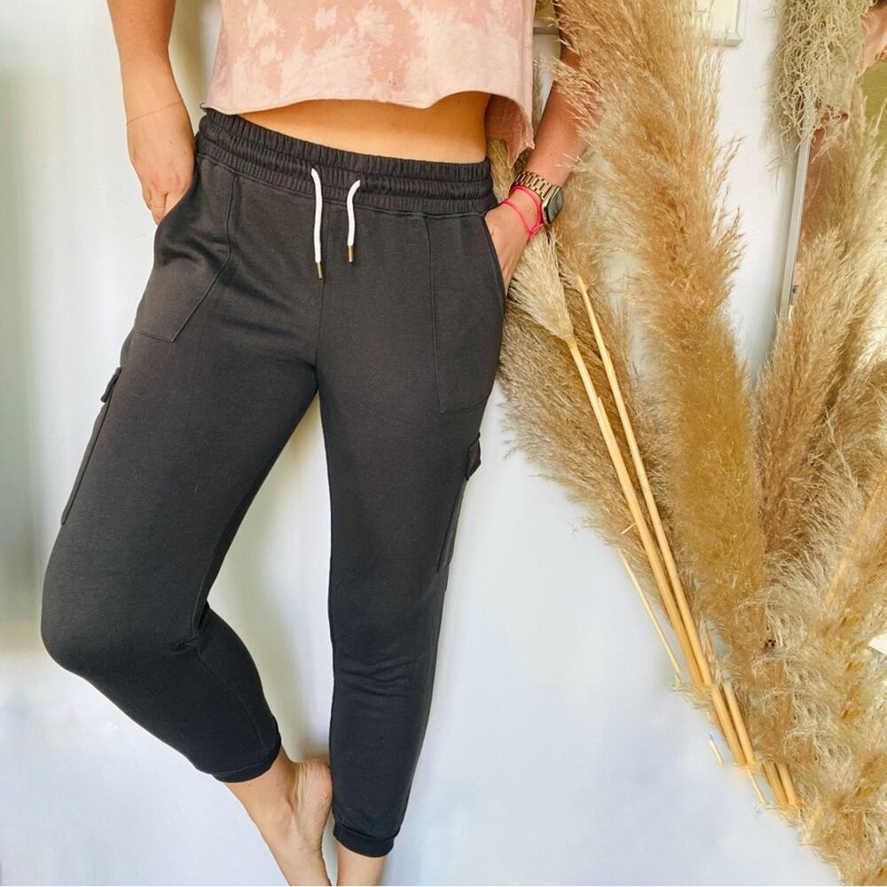 OLD NAVY Grey Gray Sweatpants Sweats Joggers Pants White Tie Waist M Lounge Gym